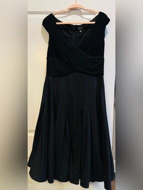 Adrianna Papell Black Maxi Dress with Pleated Bodice